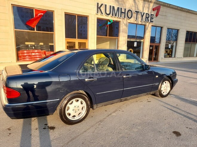 Mercedes E 230 1995, 495,000 km - 2.3 l - Bakı