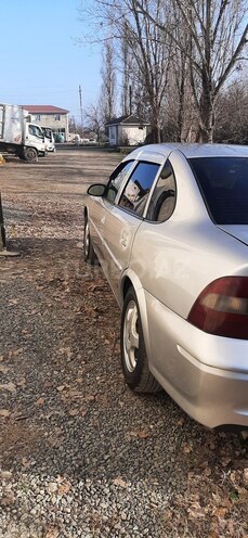Opel Vectra 1998, 412,000 km - 1.8 л - Lənkəran