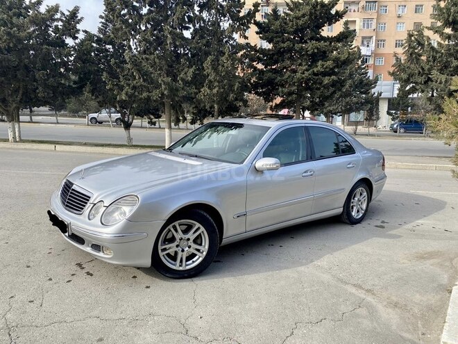 Mercedes E 220 2005, 421,000 km - 2.2 л - Bakı