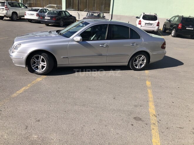 Mercedes E 220 2005, 421,000 km - 2.2 л - Bakı