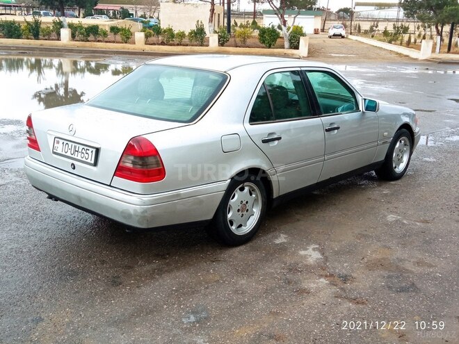 Mercedes C 180 1995, 289,000 km - 1.8 l - Bakı