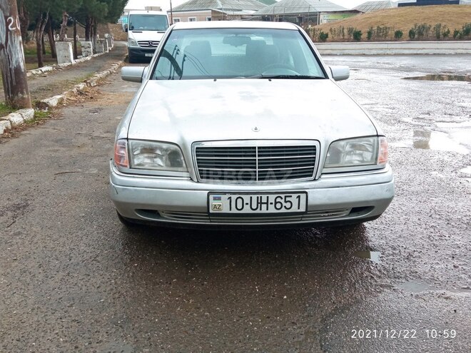 Mercedes C 180 1995, 289,000 km - 1.8 l - Bakı