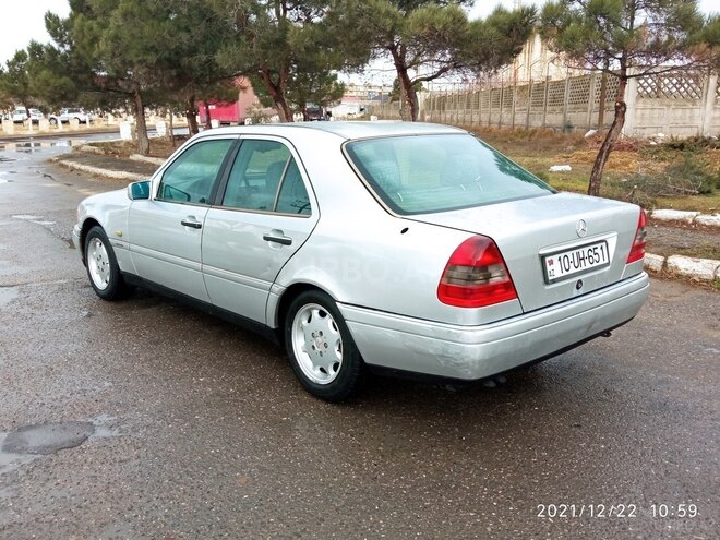 Mercedes C 180 1995, 289,000 km - 1.8 l - Bakı