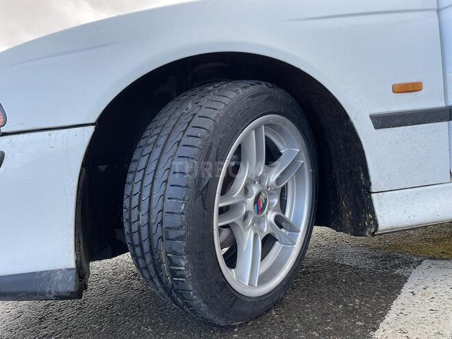 BMW 525 2002, 276,000 km - 2.5 l - Bakı