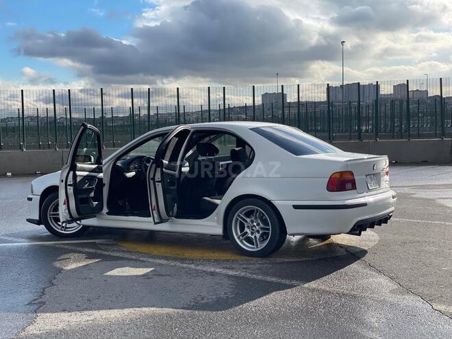 BMW 525 2002, 276,000 km - 2.5 l - Bakı