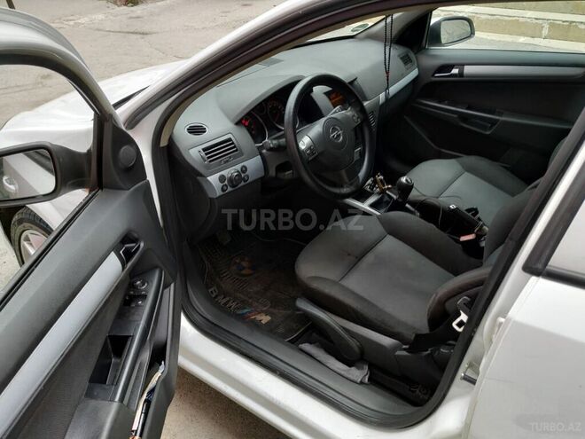 Opel Astra 2005, 310,000 km - 1.6 l - Bakı