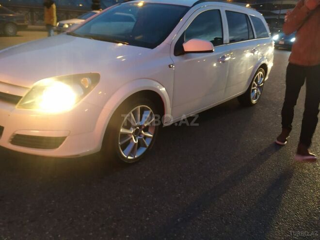 Opel Astra 2005, 310,000 km - 1.6 l - Bakı