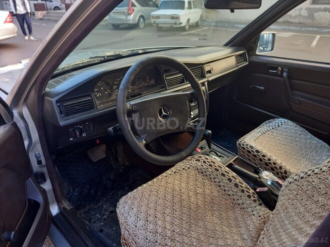 Mercedes 190 1990, 212,145 km - 1.8 l - Bakı