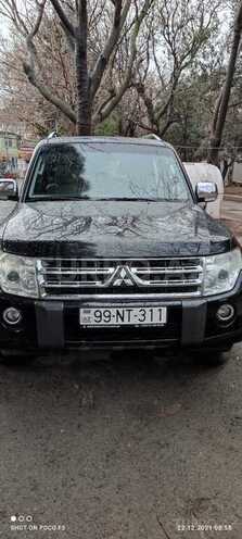 Mitsubishi Pajero 2009, 256,500 km - 3.5 л - Bakı