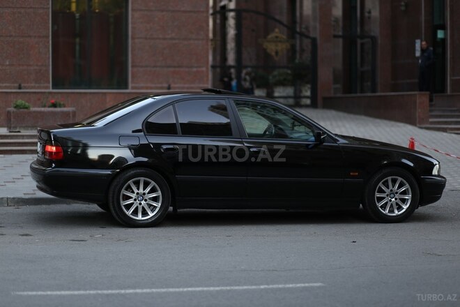 BMW 523 1998, 372,987 km - 2.5 l - Bakı
