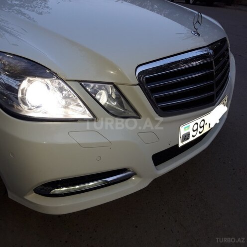 Mercedes E 220 2011, 254,000 km - 2.2 л - Biləsuvar