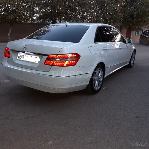 Mercedes E 220 2011, 254,000 km - 2.2 л - Biləsuvar