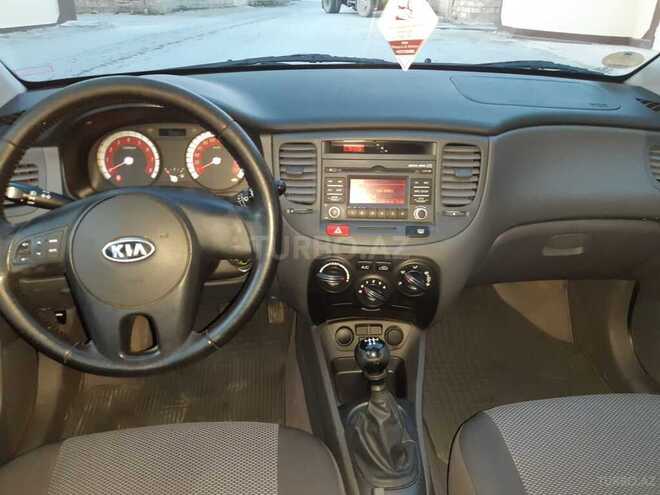 Kia Rio 2009, 180,000 km - 1.4 l - Bakı