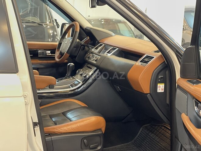 Land Rover Range Rover 2010, 188,000 km - 3.6 l - Bakı
