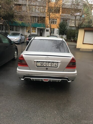 Mercedes C 220 1996, 585,627 km - 2.2 l - Bakı