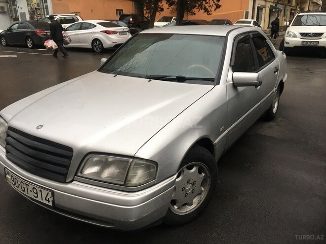 Mercedes C 220 1996, 585,627 km - 2.2 l - Bakı