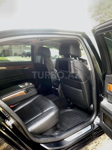 BMW 740 2010, 215,000 km - 3.0 л - Bakı