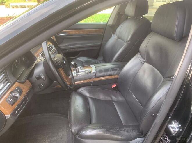 BMW 740 2010, 215,000 km - 3.0 л - Bakı
