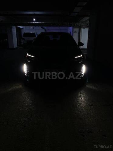 Toyota Corolla 2017, 90,807 km - 1.8 l - Bakı