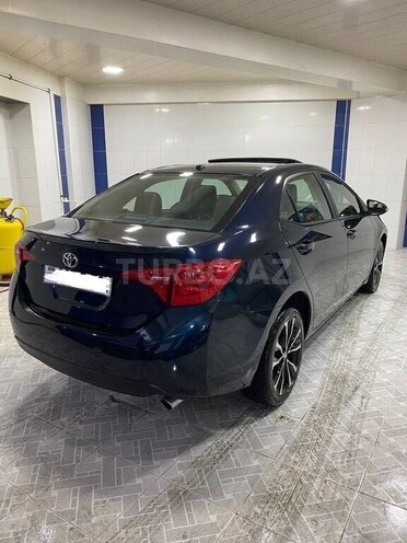 Toyota Corolla 2017, 90,807 km - 1.8 l - Bakı