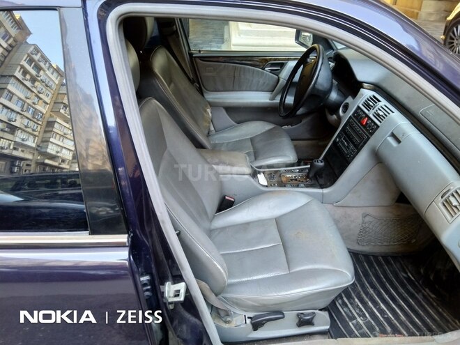 Mercedes E 300 1998, 217,000 km - 3.0 l - Bakı