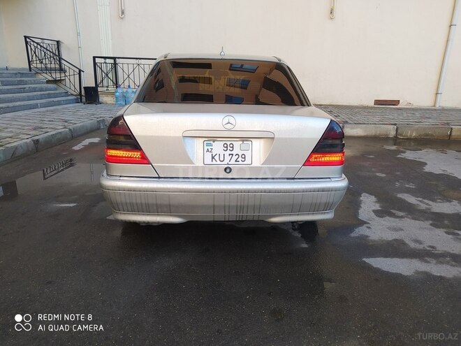 Mercedes C 230 2000, 586,400 km - 2.3 л - Sumqayıt