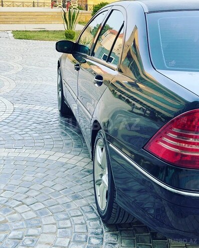Mercedes C 240 2001, 300,000 km - 2.4 l - Bakı