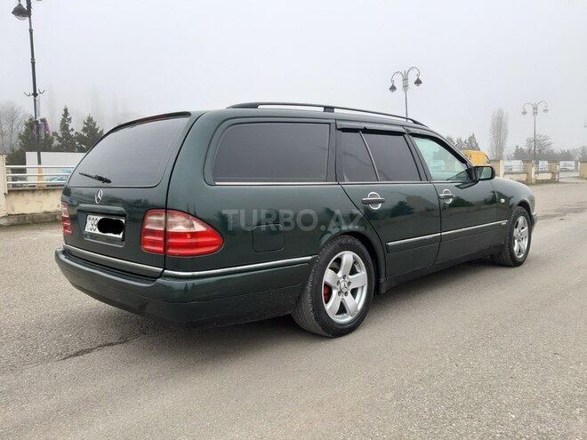 Mercedes E 200 1997, 290,000 km - 2.0 л - Quba