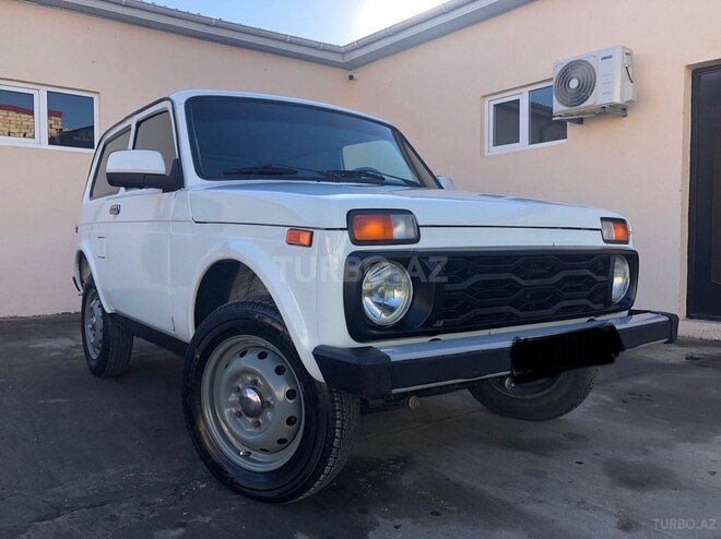 LADA (VAZ) Niva 1986, 200,000 km - 1.7 l - Quba