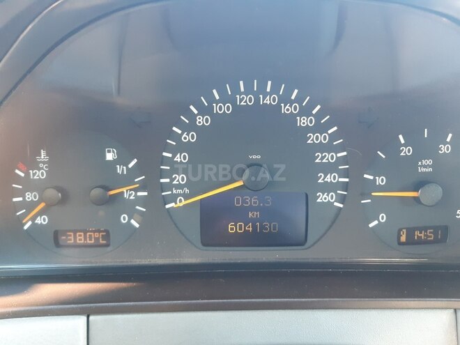 Mercedes E 320 2000, 604,130 km - 3.2 l - Bakı