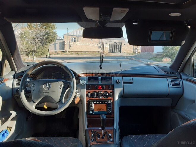 Mercedes E 320 2000, 604,130 km - 3.2 l - Bakı