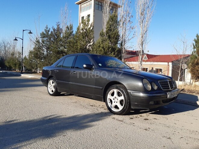Mercedes E 320 2000, 604,130 km - 3.2 l - Bakı