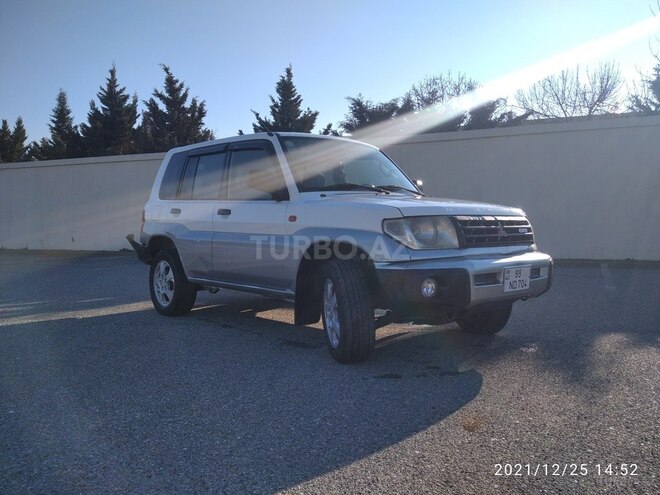 Mitsubishi Pajero io 1998, 405,000 km - 1.8 л - Sumqayıt