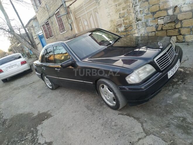 Mercedes C 180 1996, 320,000 km - 1.8 l - Yevlax