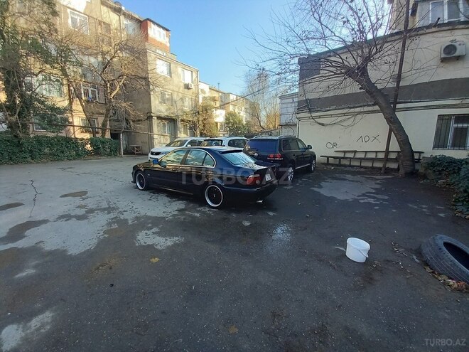 BMW 528 1998, 295,000 km - 2.8 l - Bakı