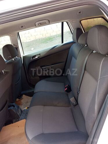 Opel Astra 2009, 250,000 km - 1.9 l - Bakı