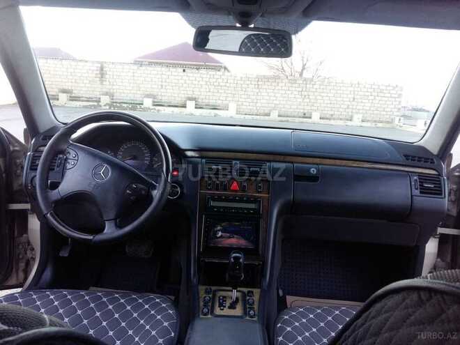 Mercedes E 270 1999, 154,236 km - 2.7 l - Sumqayıt