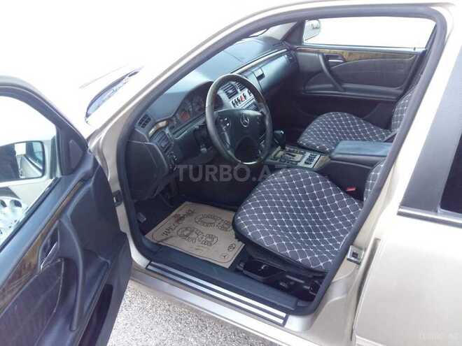 Mercedes E 270 1999, 154,236 km - 2.7 l - Sumqayıt