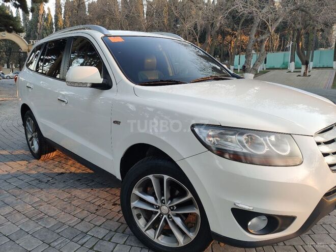 Hyundai Santa Fe 2010, 197,000 km - 2.0 л - Bakı