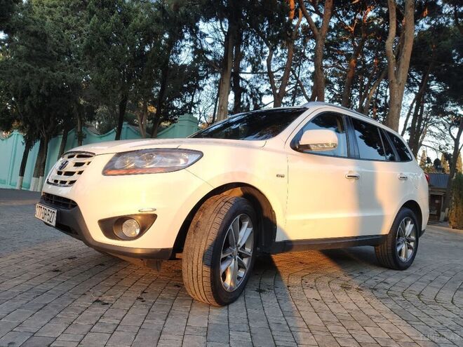Hyundai Santa Fe 2010, 197,000 km - 2.0 л - Bakı