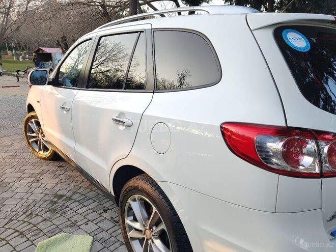 Hyundai Santa Fe 2010, 197,000 km - 2.0 л - Bakı