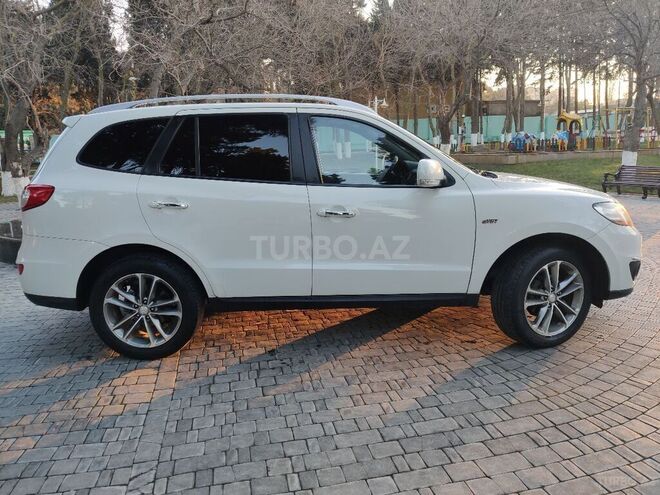 Hyundai Santa Fe 2010, 197,000 km - 2.0 л - Bakı