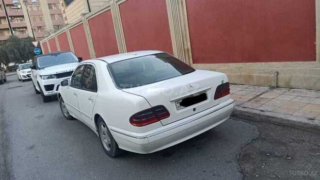 Mercedes E 220 2000, 292,900 km - 2.2 l - Sumqayıt