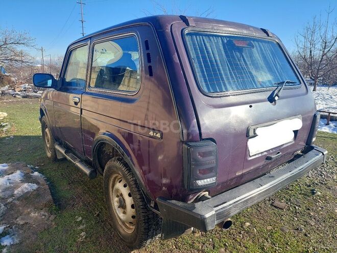 LADA (VAZ) Niva 2001, 160,000 km - 1.7 l - Quba