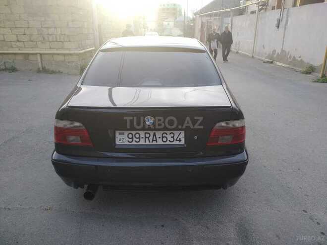 BMW 530 2001, 344,000 km - 3.0 l - Xırdalan