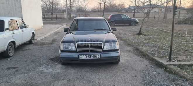Mercedes E 200 1994, 198,000 km - 2.0 л - Füzuli