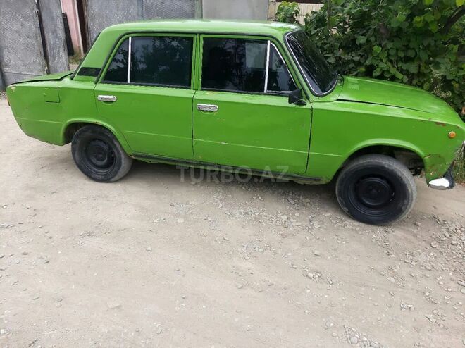 LADA (VAZ) 21011 1980, 15,600 km - 1.5 l - Quba