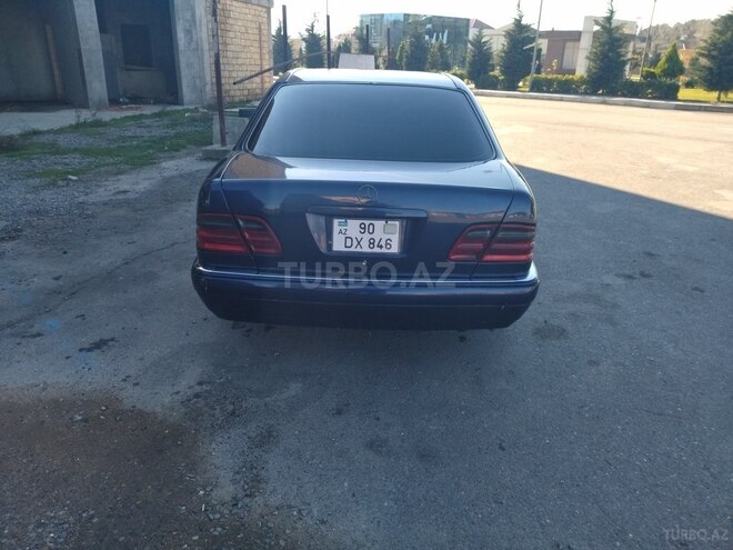 Mercedes E 230 1995, 385,000 km - 2.3 l - Bakı