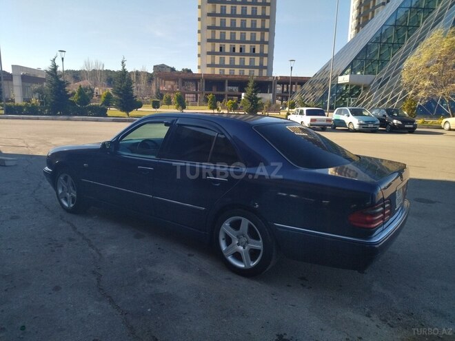 Mercedes E 230 1995, 385,000 km - 2.3 l - Bakı