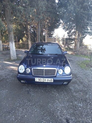 Mercedes E 230 1995, 385,000 km - 2.3 l - Bakı